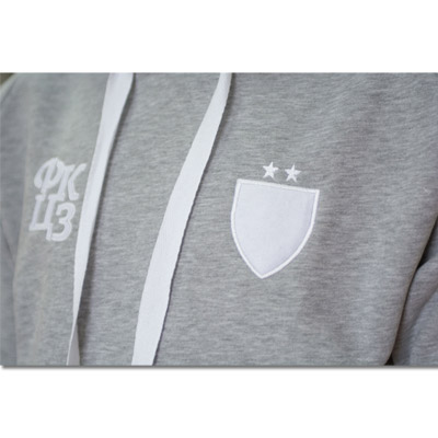 Duks sa kapuljačom FKCZ -4 Duks sa kapuljačom FKCZ -4