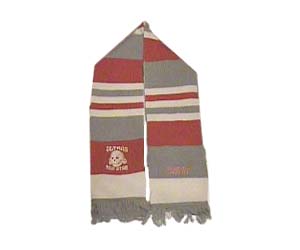 Light gray bar scarf 